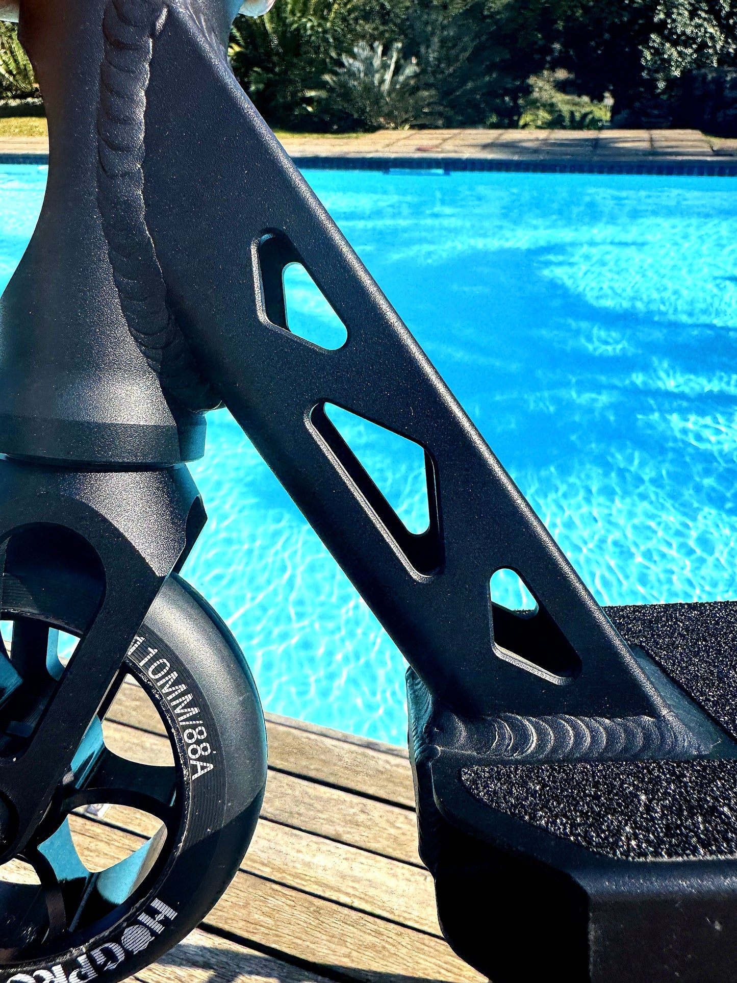 The Bermuda – Park Grom Complete