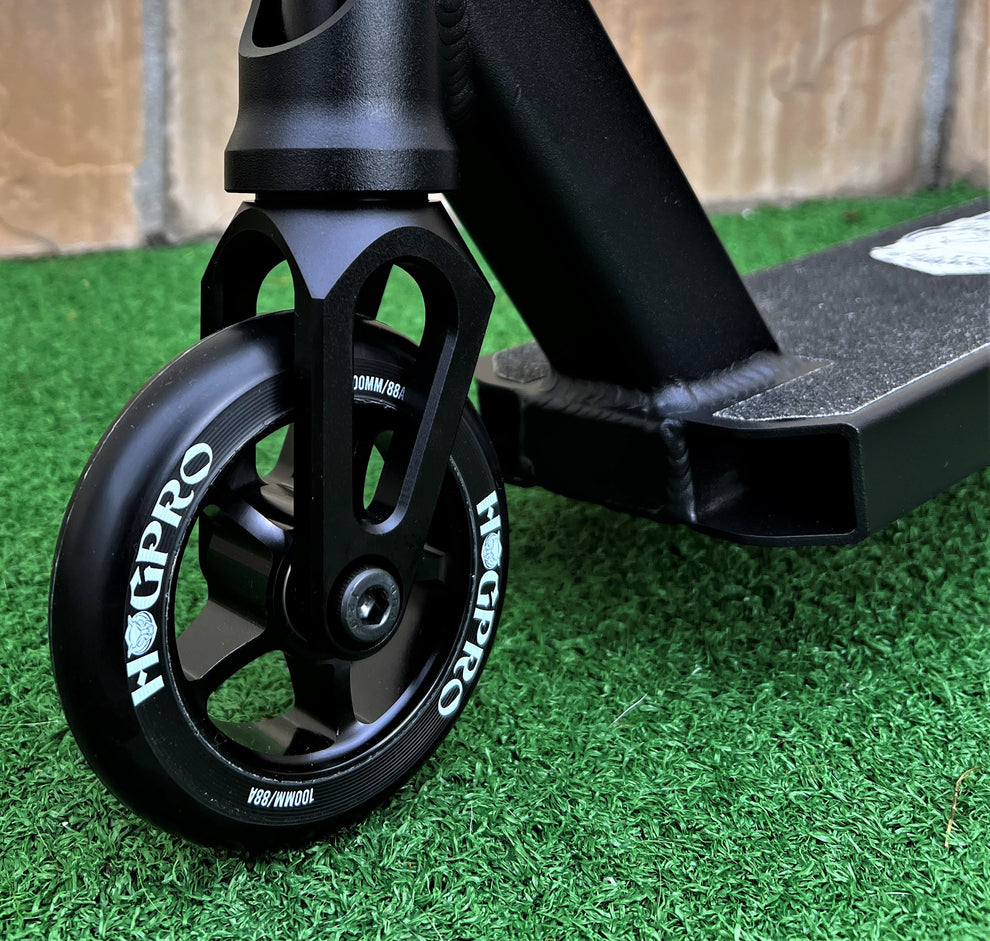 HogPro P2 stunt scooter, Tbar, Black deck with 100mm black core wheel